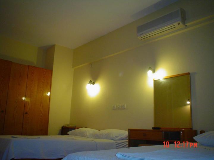 Akerdem Hotel Кушадаси Номер фото
