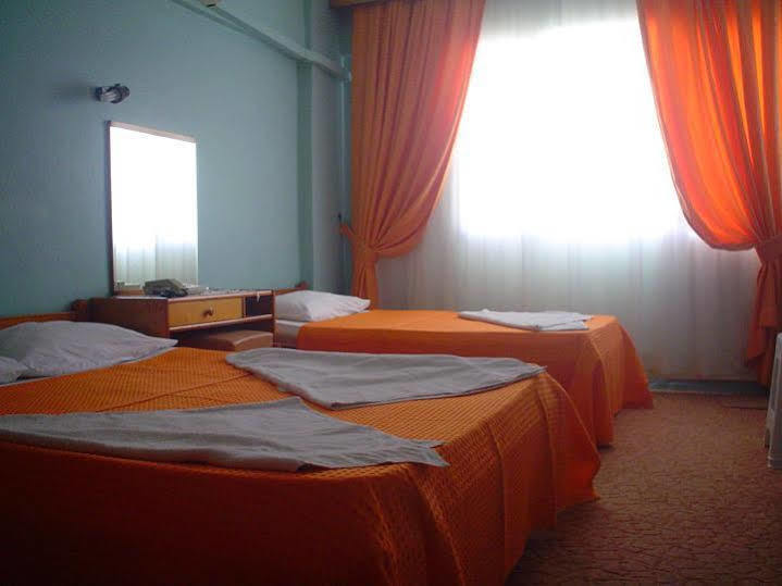Akerdem Hotel Кушадаси Екстер'єр фото