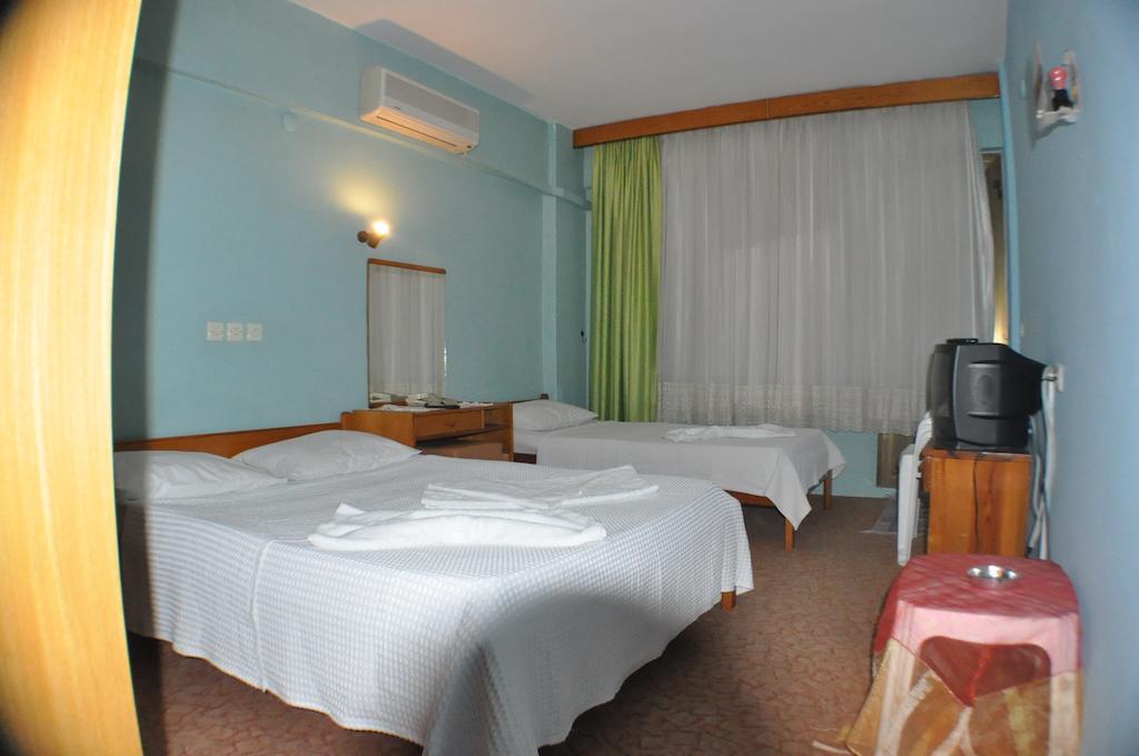 Akerdem Hotel Кушадаси Номер фото